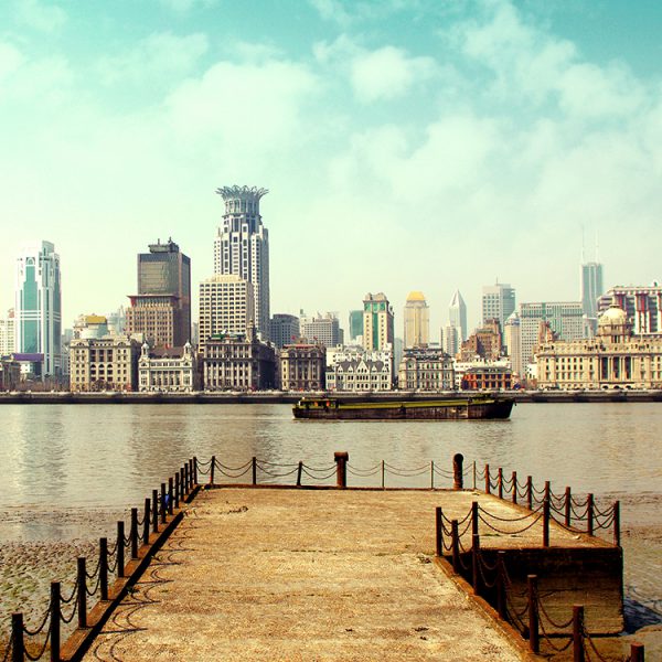 מחשבות אל האופק